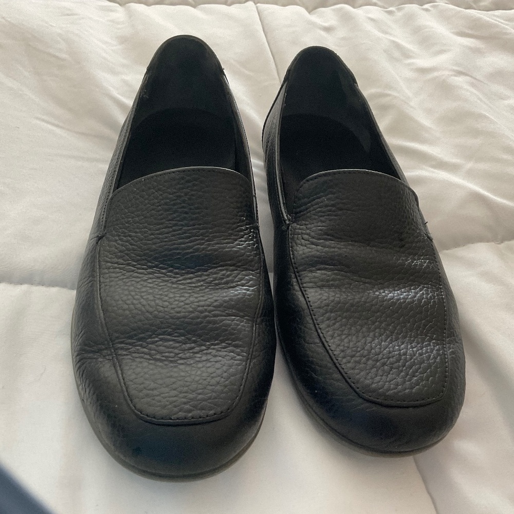 Vionic women’s loafer